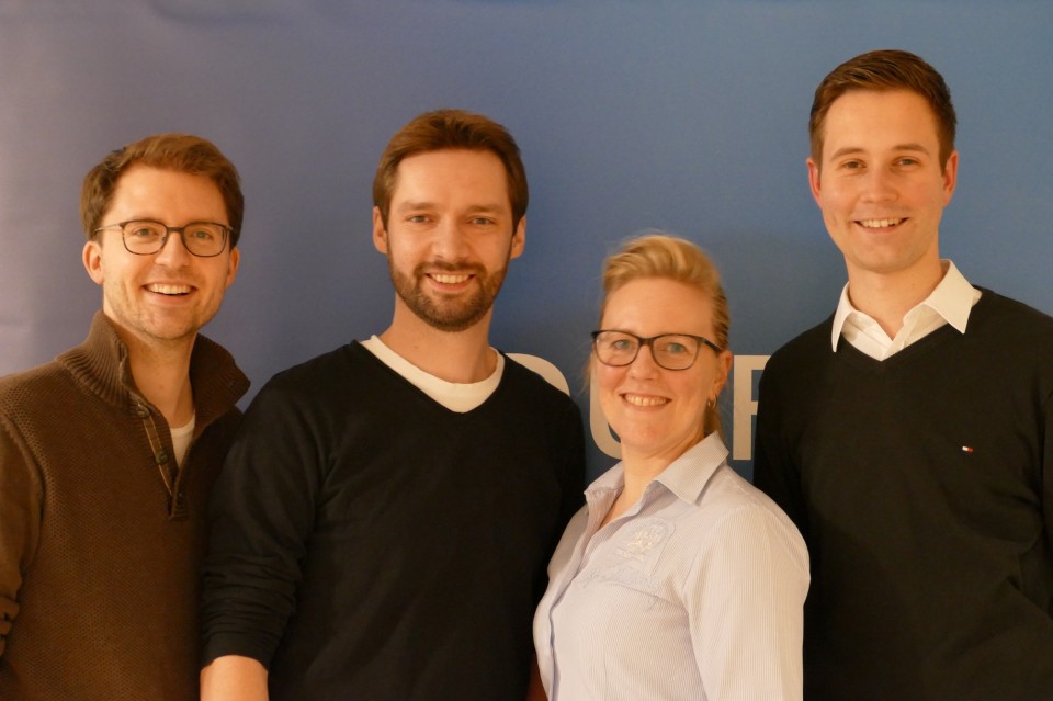 Auf dem Foto (v.l.): Dr. Christian Brockschnieder, Sebastian Schnusenberg, Diana Kochtokrax und Florian Kuper
